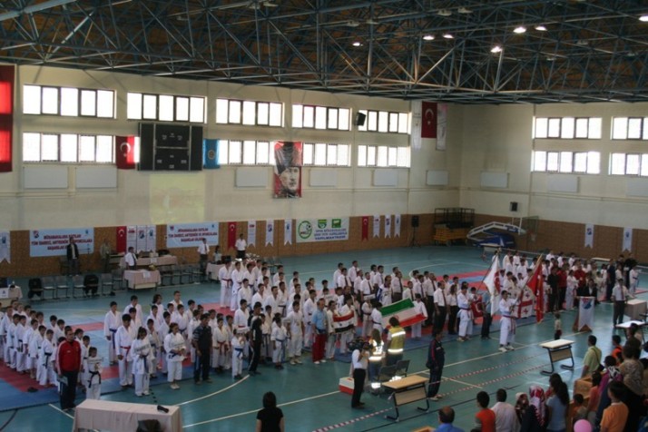www.celebispor.com