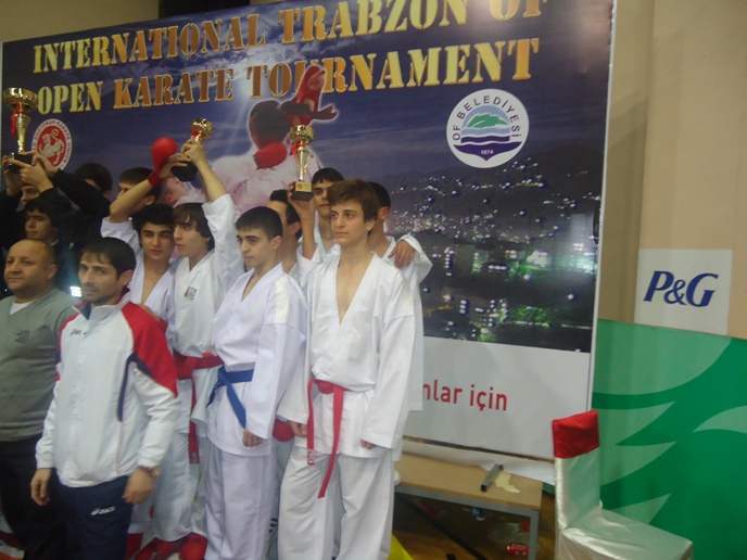 components/com_spgm/spgm/gal/Karate/Trabzon_Open_Karate_Turnuvasi/trabzon%20%2816%29.JPG